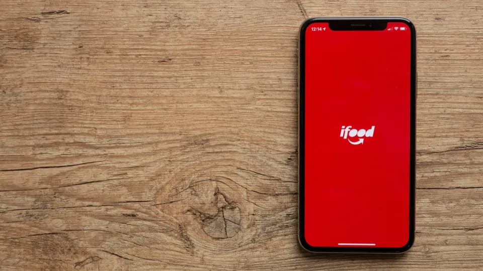 iFood aciona Justiça contra ex-funcionários por uso indevido de dados