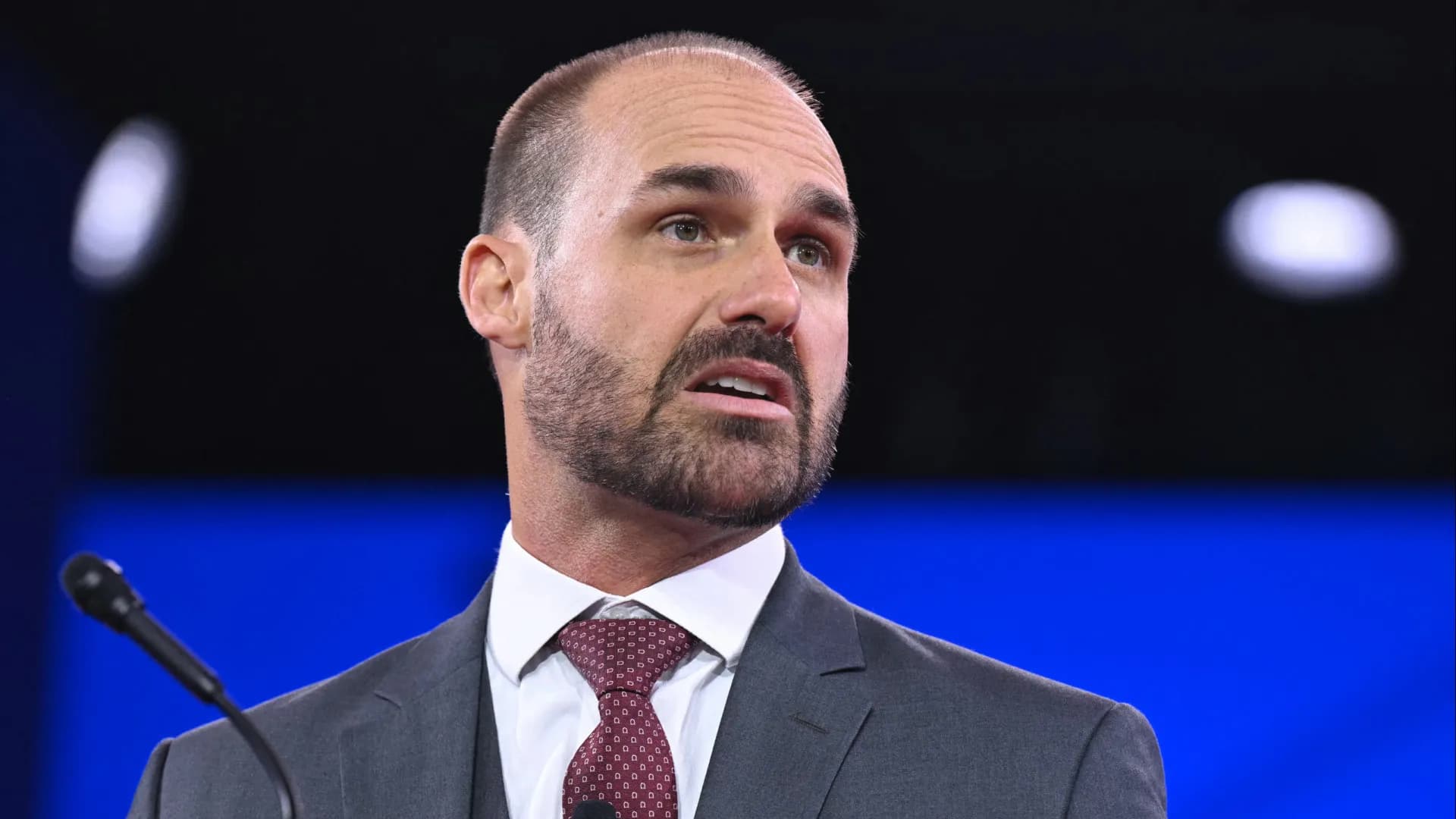 Câmara decide pela cassação dos mandatos de Eduardo Bolsonaro e Alexandre Ramagem