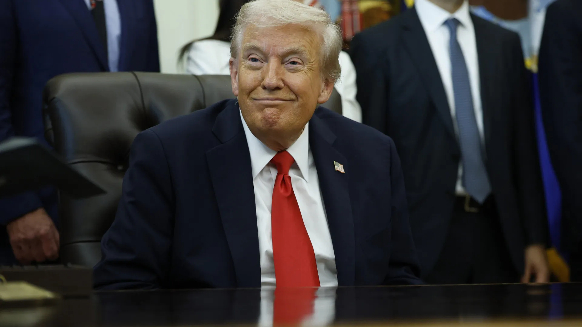 Bolsonaristas reagem com indignação à revogação de sanções a Moraes por Trump