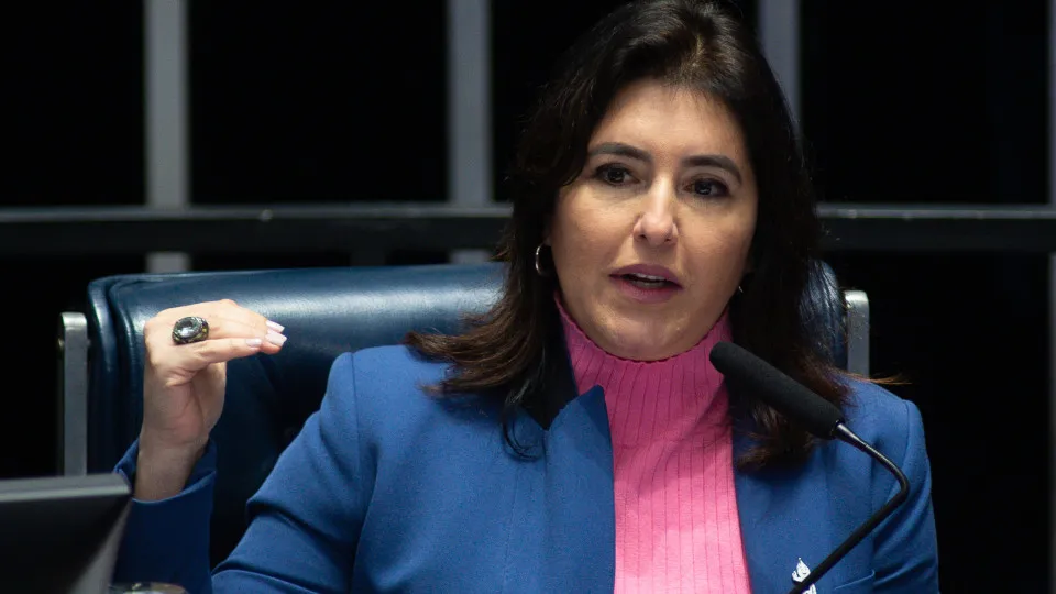 Ministra Simone Tebet solicita apoio do setor financeiro para redução de gastos