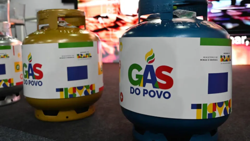 Caixa Econômica inicia distribuição do vale recarga do Gás do Povo em 10 capitais