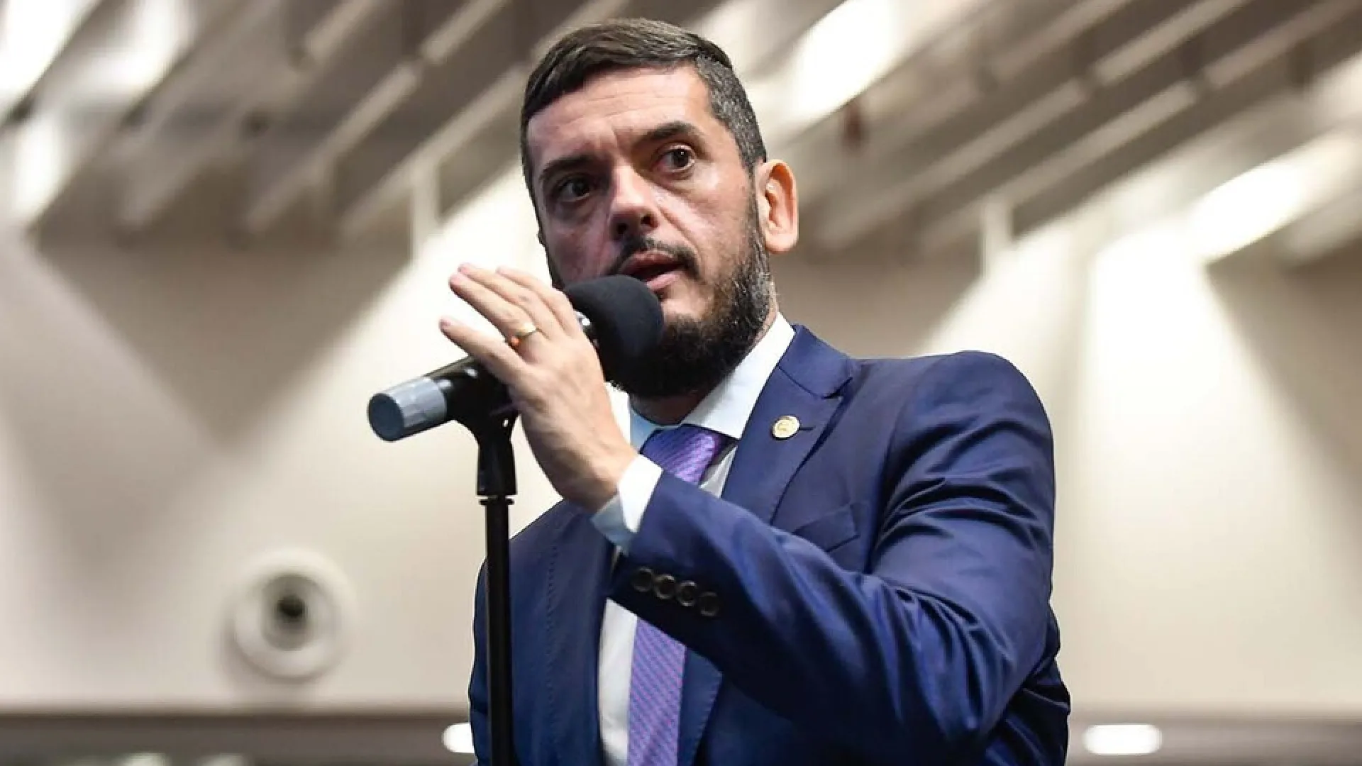 Deputado Rodrigo Bacellar, presidente da Alerj, é detido pela PF