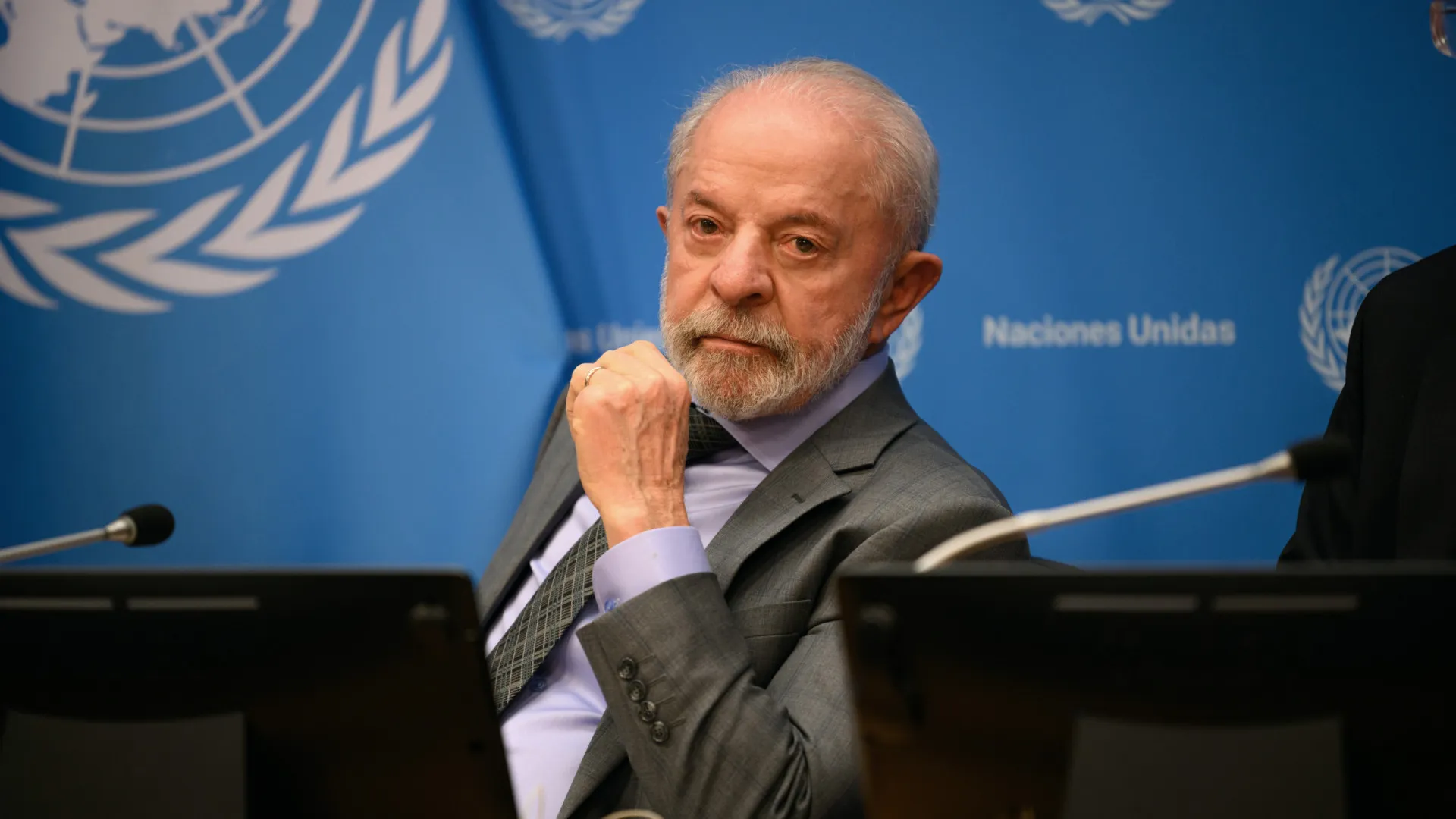 Lula se mantém na liderança em cenários eleitorais, aponta pesquisa Atlas/Bloomberg