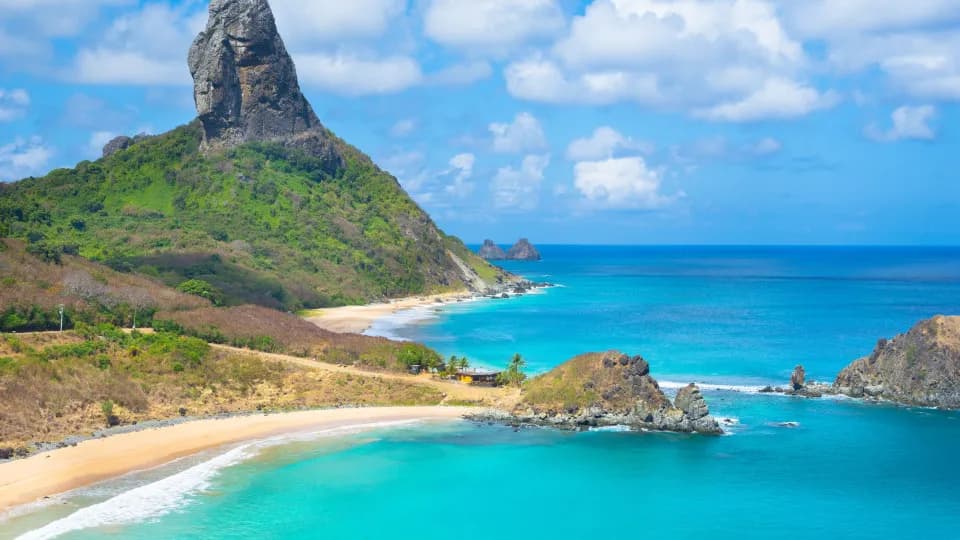 Neoenergia Lança Usina Solar para Impulsionar Sustentabilidade em Fernando de Noronha