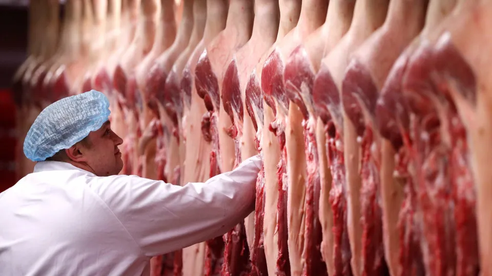 Brasil Propõe à China Flexibilização de Cotas de Carne Bovina